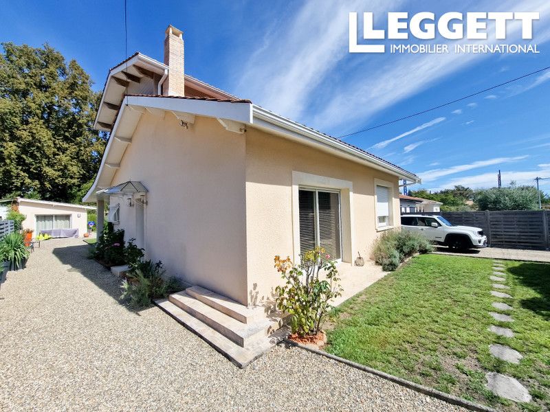 Property photo 2 of 10