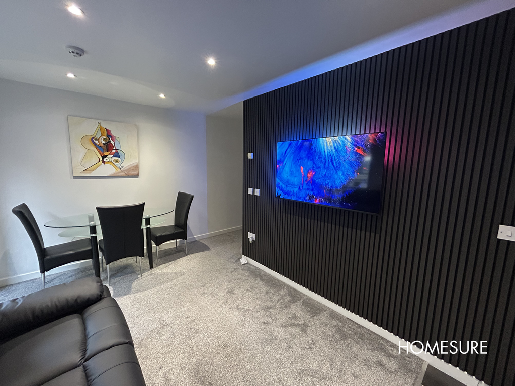 Property photo 1 of 6 Living Room