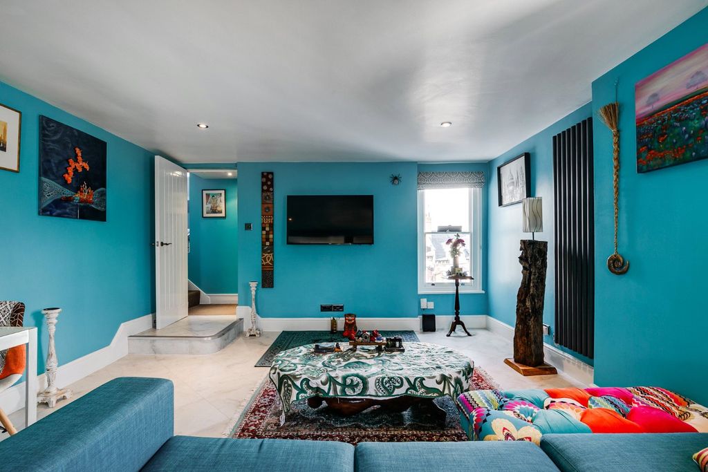 Property photo 2 of 10 Picture No. 03