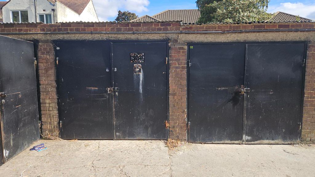 Property photo 3 of 3