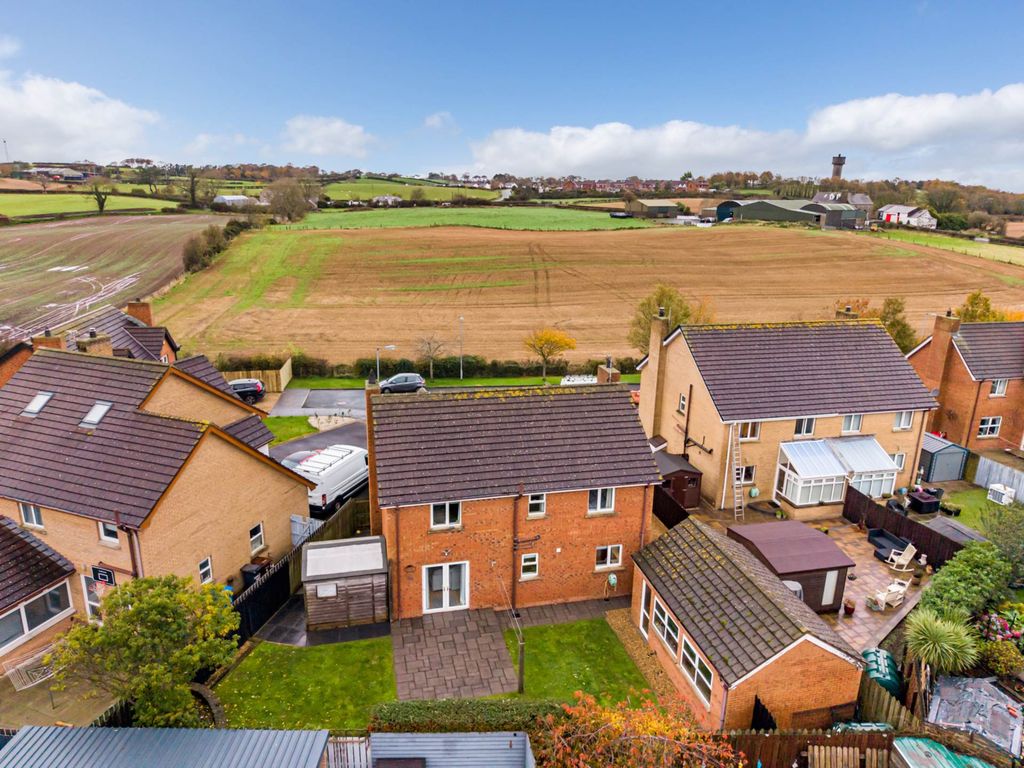 Property photo 3 of 37