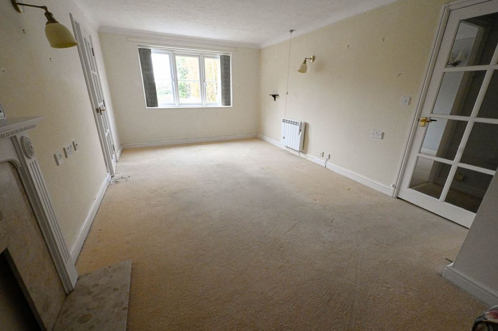 Property photo 2 of 7