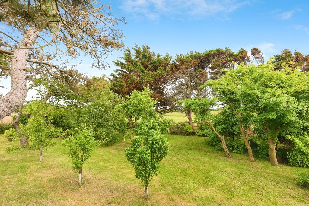 Property photo 2 of 14 Outside