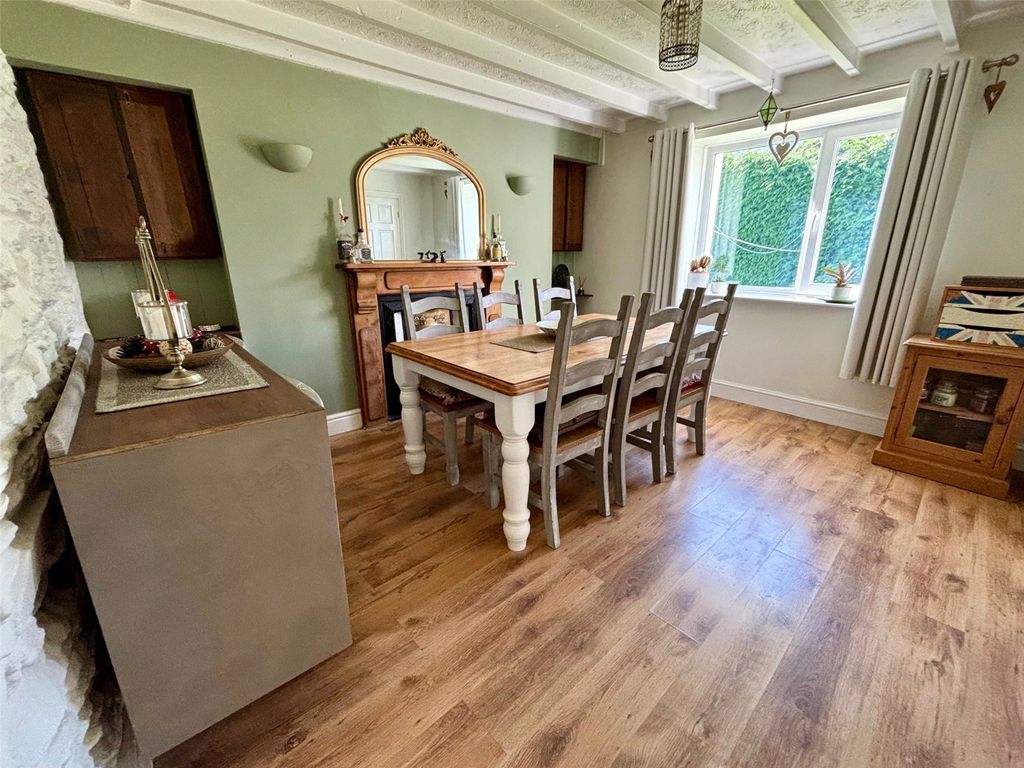 Property photo 3 of 31 Picture No. 13