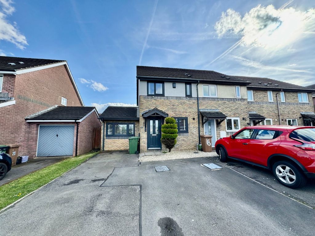 Property photo 1 of 83