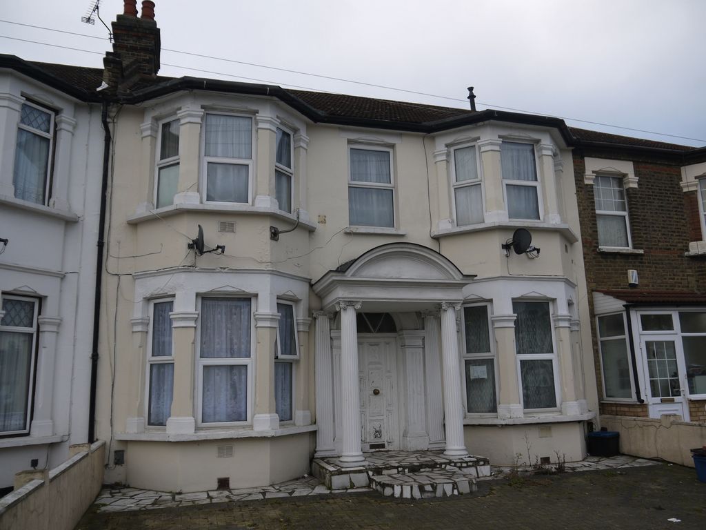 Property photo 1 of 6 One Bedroom Flat For Sale