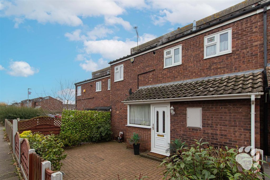 Property photo 1 of 20 Front