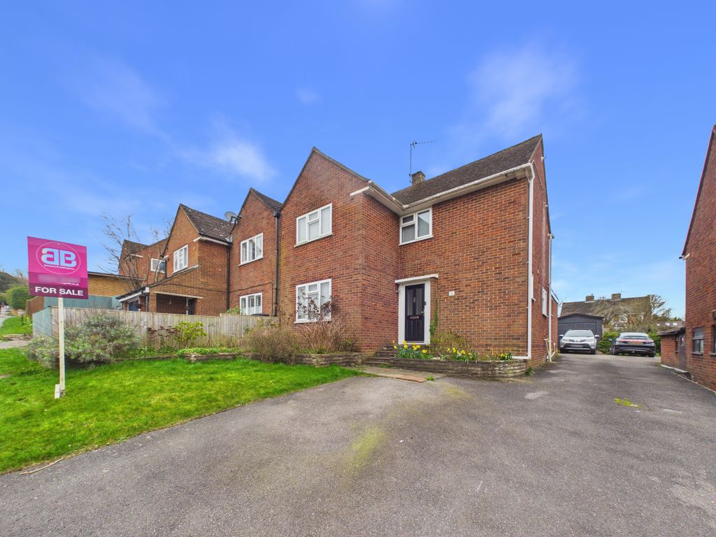 Property photo 1 of 18 Cam02536G0-Pr0071-Still030