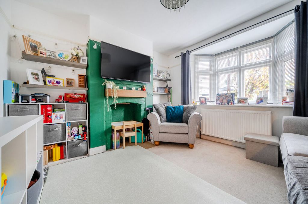 Property photo 2 of 16