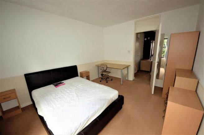 Property photo 3 of 6 4482532