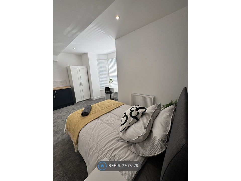 Property photo 2 of 30