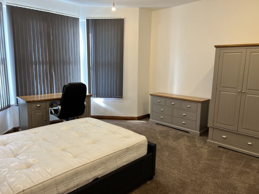 Property photo 1 of 7 570343E5-1747-4d0c-995A-E2F04F755B39