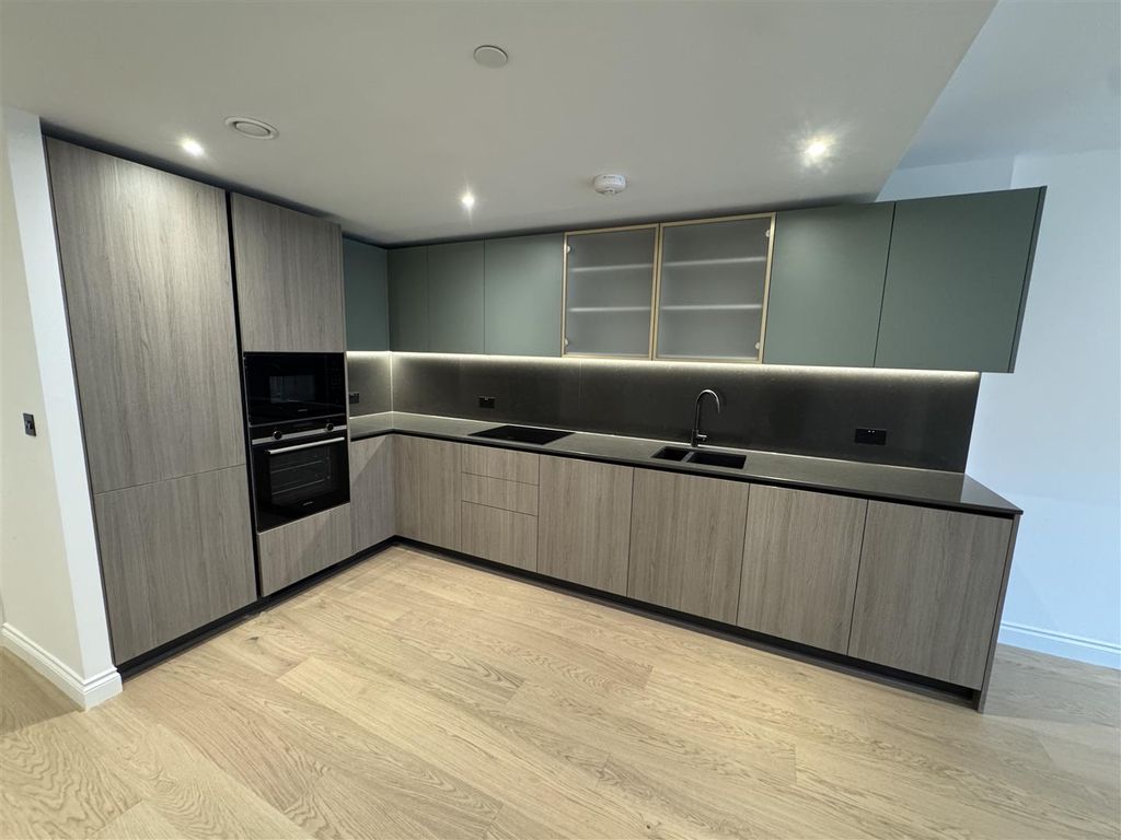 Property photo 3 of 30 Kitchen Pic 2.Jpeg