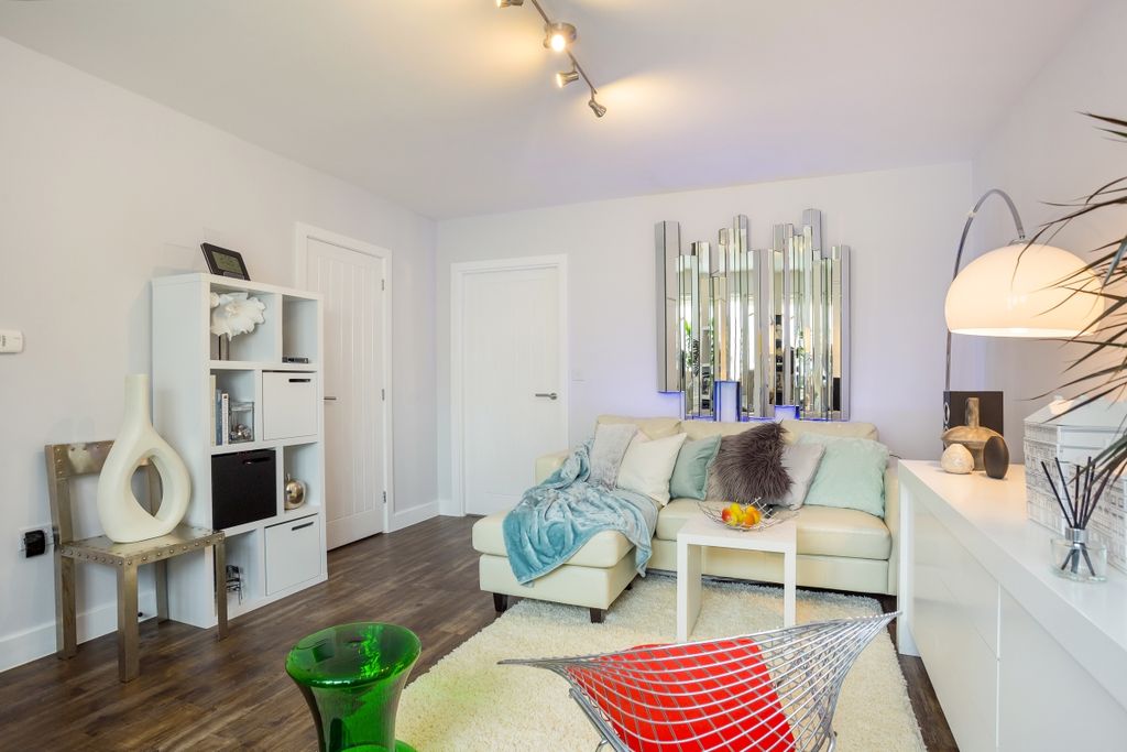 Property photo 3 of 15 6 Jacobs Piece 32...