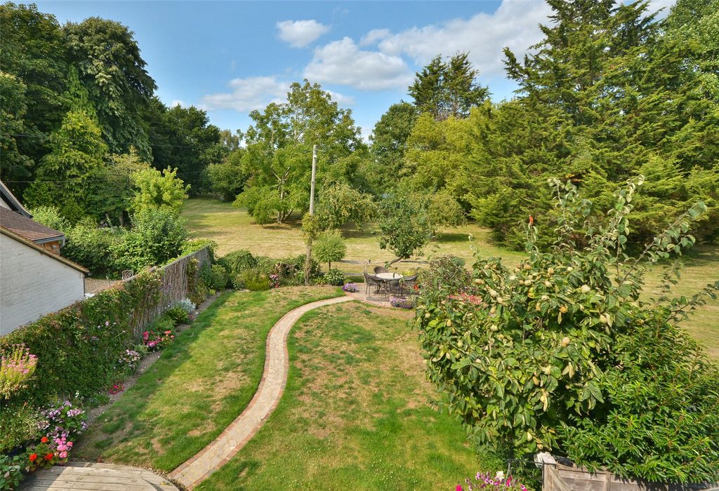 Property photo 2 of 25 Picture No. 02
