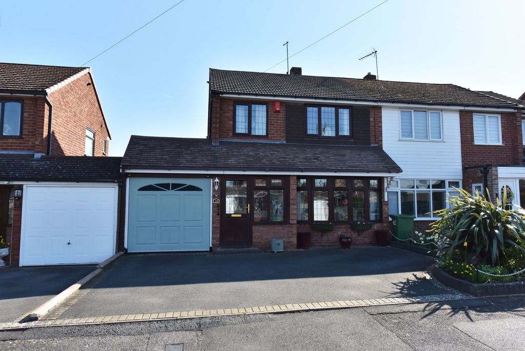 Property photo 1 of 18