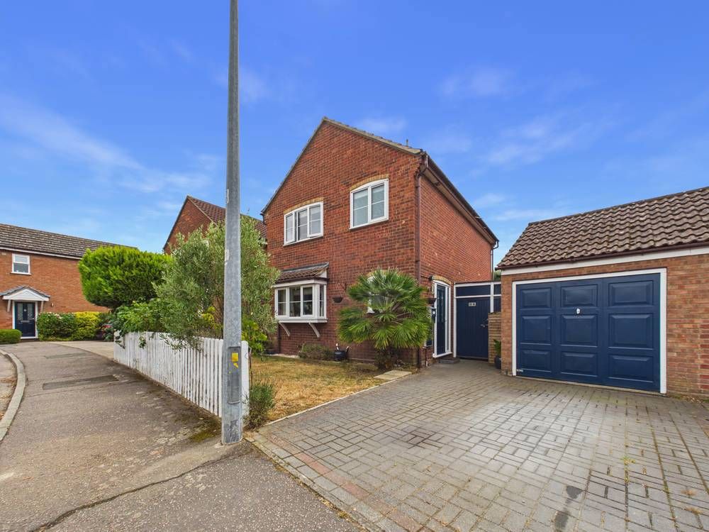 Property photo 1 of 22 Giraffe360-Still025