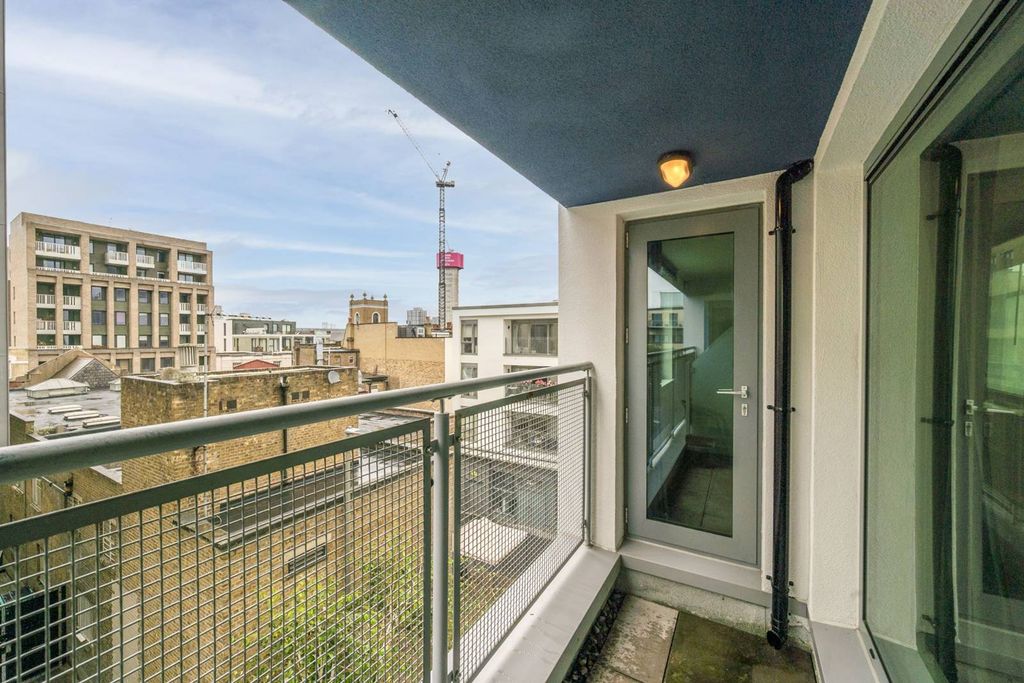 Property photo 3 of 8