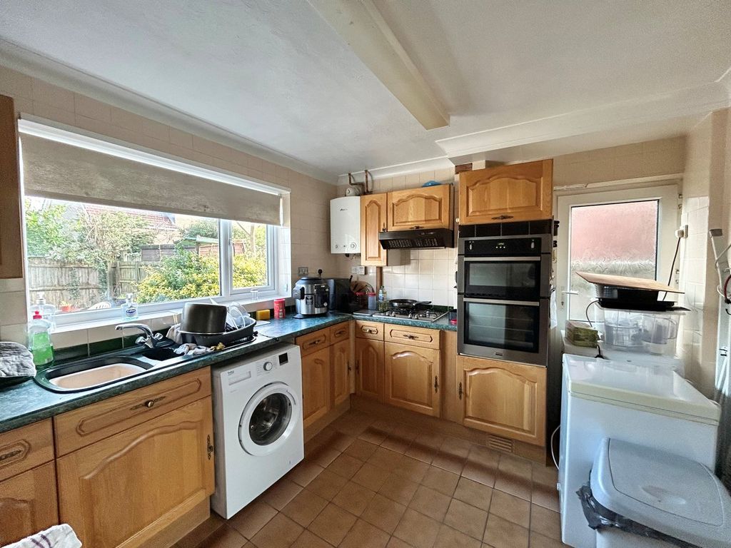 Property photo 3 of 16