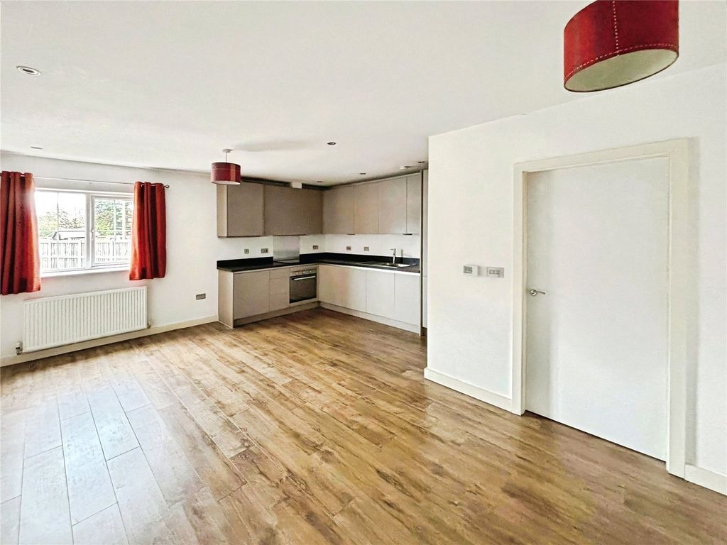 Property photo 3 of 13 Picture No. 05