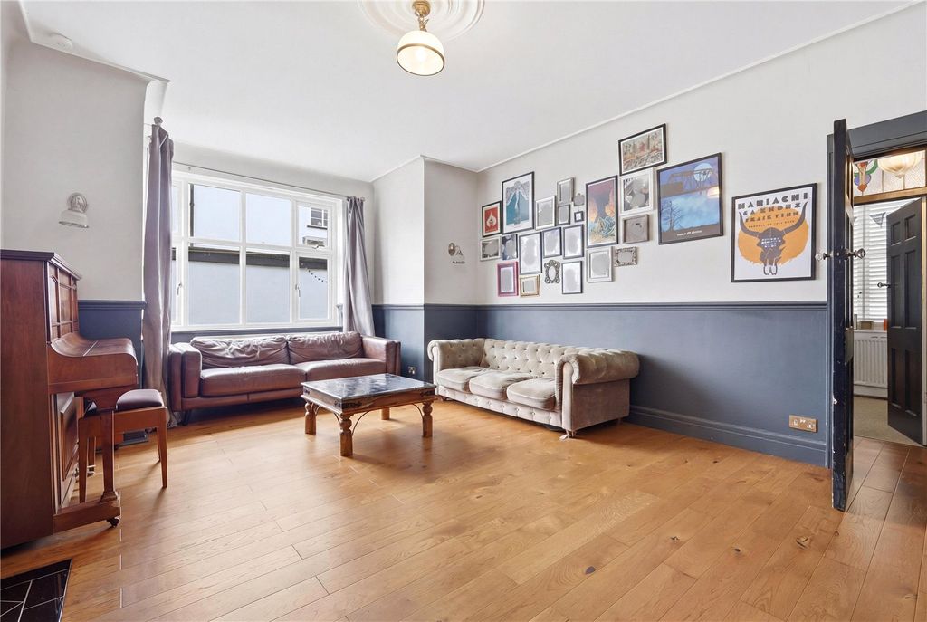 Property photo 2 of 20 Picture No. 08