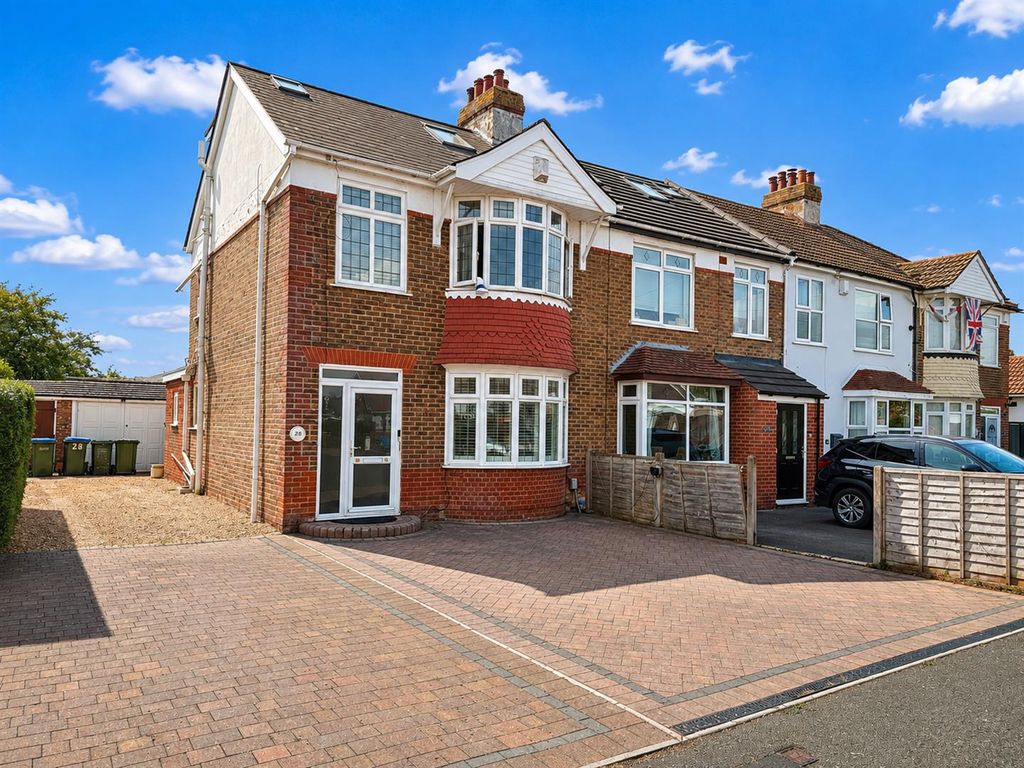 Property photo 1 of 18 223Cec52-Dd9C-4A05-BA9F-C01645Dd8175.Png