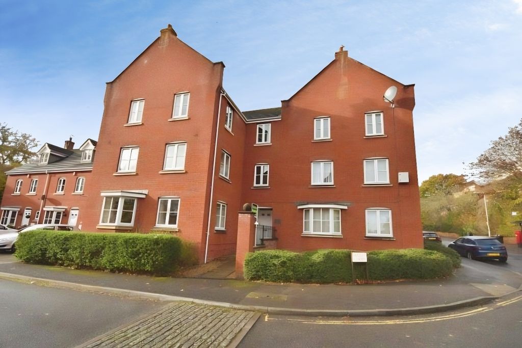 Property photo 1 of 6
