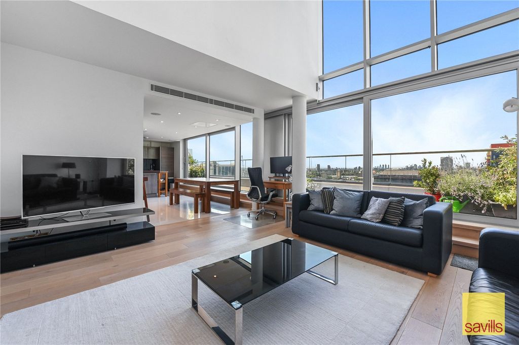 Property photo 1 of 22 Reception Room