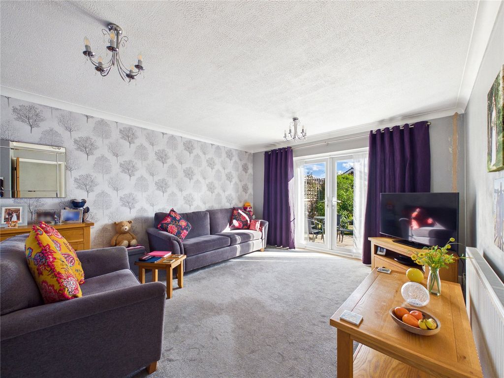 Property photo 2 of 12 Picture No. 02