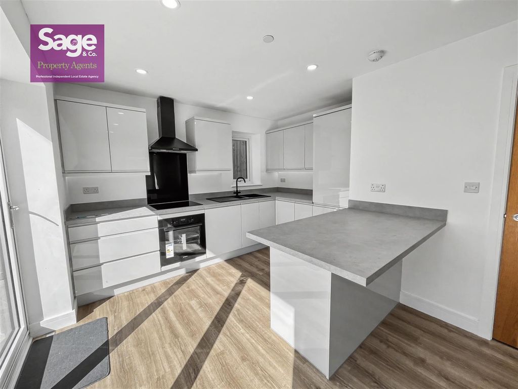 Additional image 14 of 5 bed detached house for saleCelynen Close, Newbridge NP11