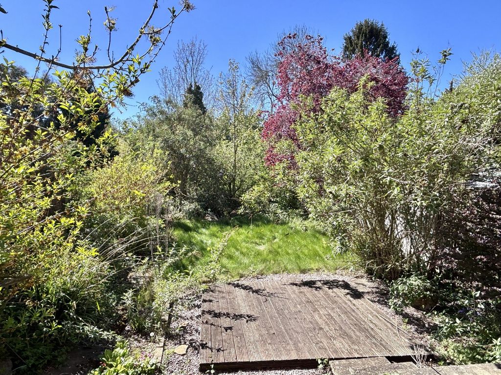 Property photo 2 of 7 Outside