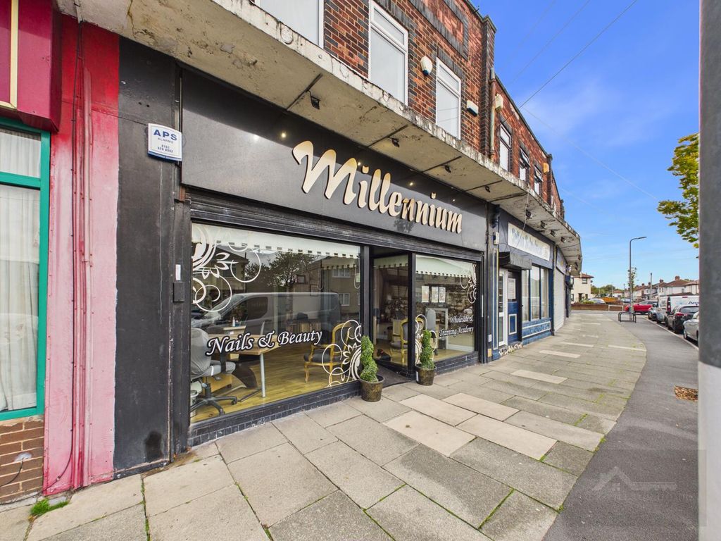 Property photo 2 of 26 Retail Premises