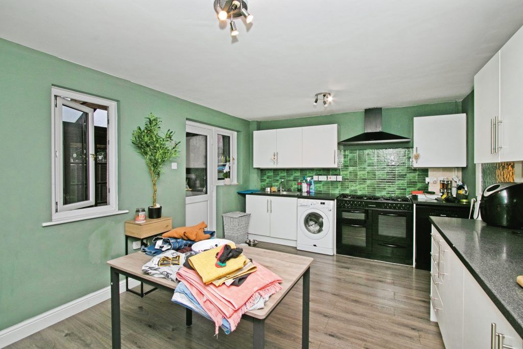 Property photo 3 of 30