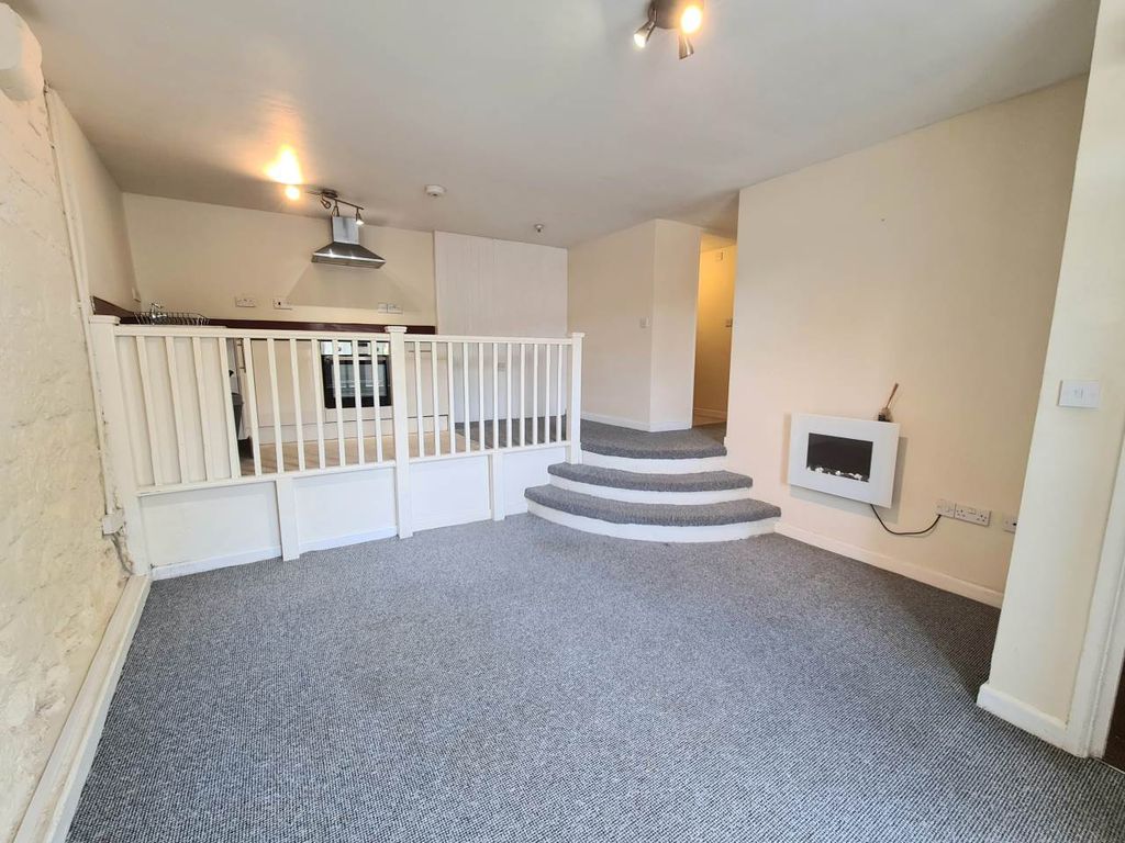 Property photo 2 of 7 Flat 3 Open Plan Living