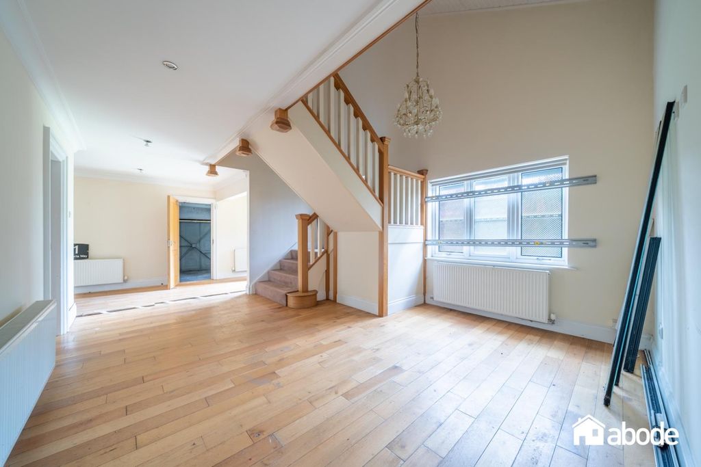 Property photo 2 of 18 Dsc08189-Hdr.Jpg