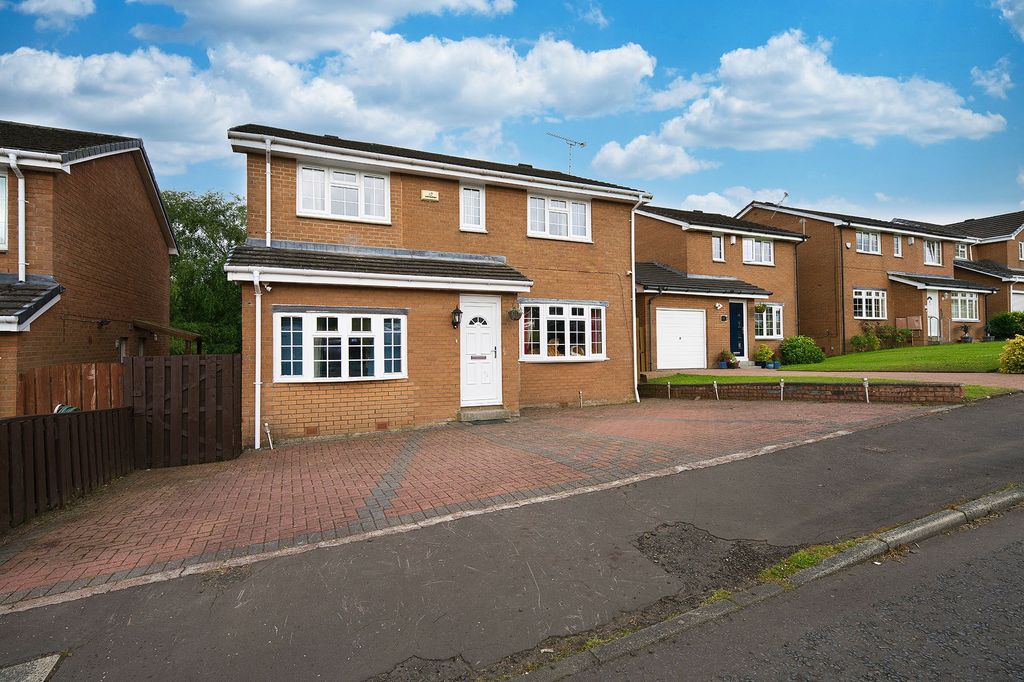 Property photo 1 of 25