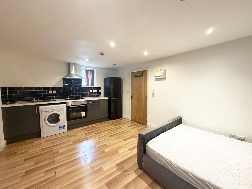 Property photo 2 of 3