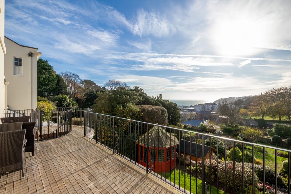 Additional image 58 of 7 bed detached house for saleL'hyvreuse, Cambridge Park, St. Peter Port, Guernsey GY1