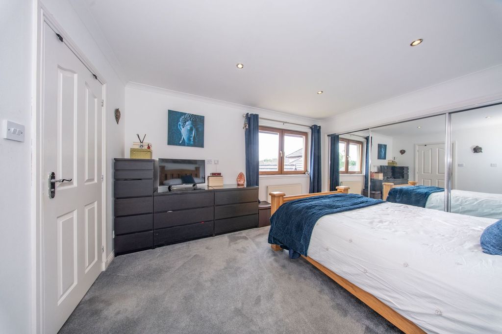 Additional image 17 of 4 bed detached house for sale2 Holmes Court, Broxburn EH52
