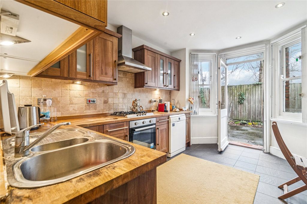 Property photo 2 of 10 Picture No. 02