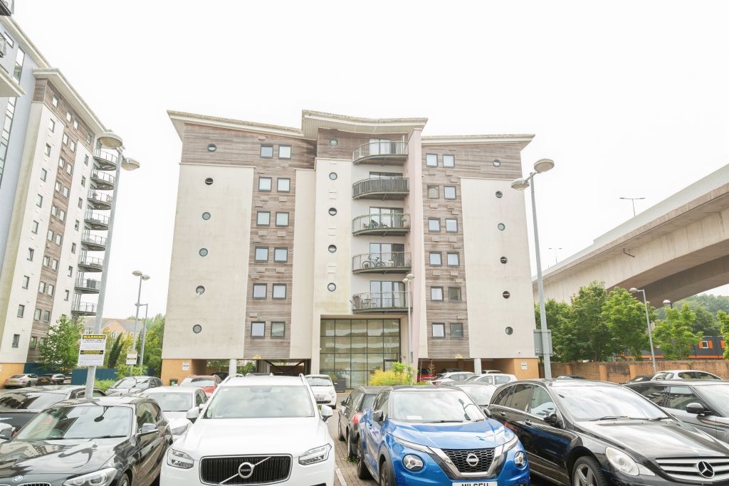 Property photo 1 of 13