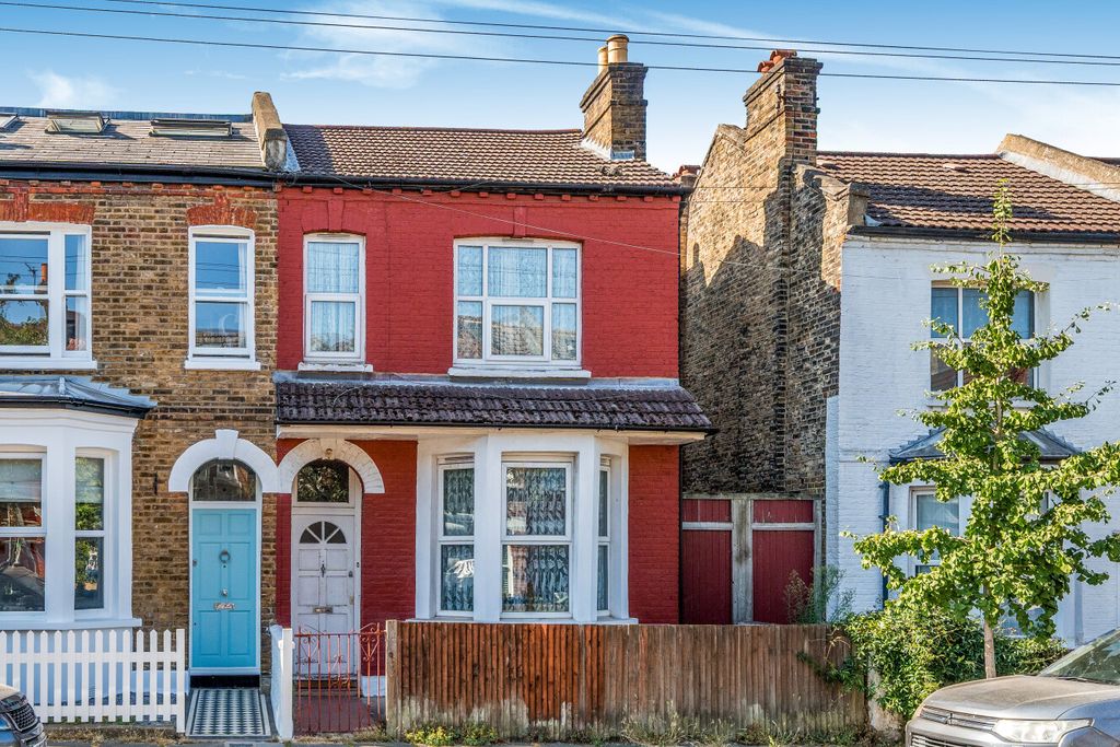 Property photo 1 of 12 1509027-11-6A7Dd9...