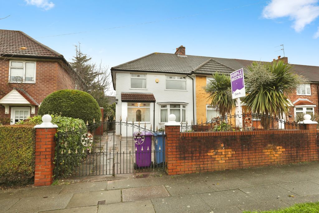 Property photo 1 of 12