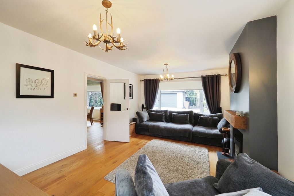 Property photo 3 of 19 Img_2949