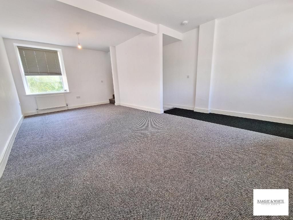 Property photo 2 of 11 Photo 2