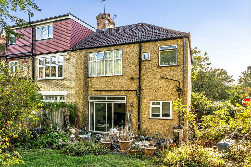 Property photo 2 of 16 Picture No. 05