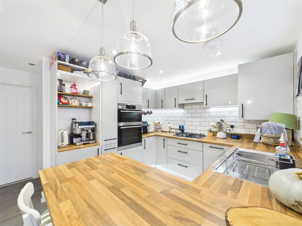 Property photo 3 of 14 Picture No. 07