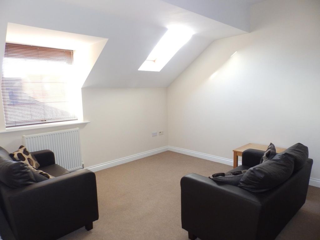 Property photo 3 of 10 0 General