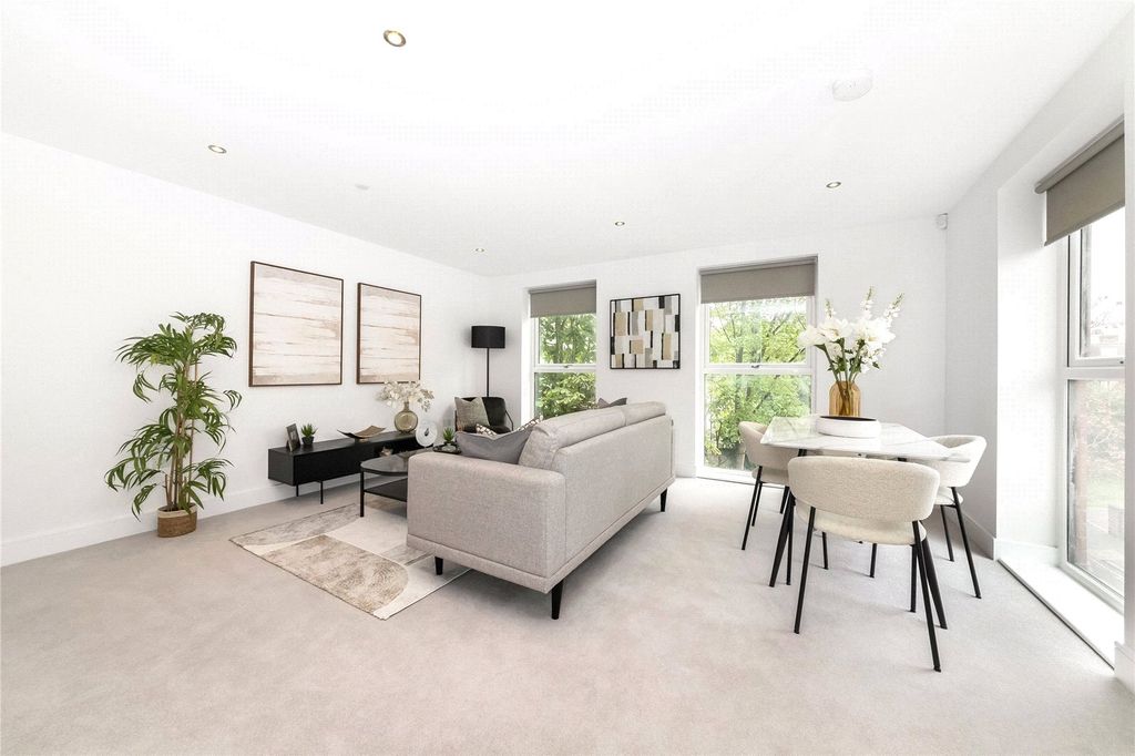 Property photo 2 of 11 Picture No. 22