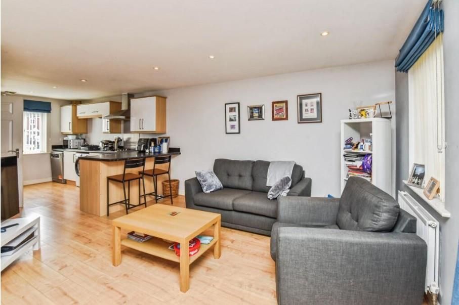 Property photo 3 of 14 6.Jpg